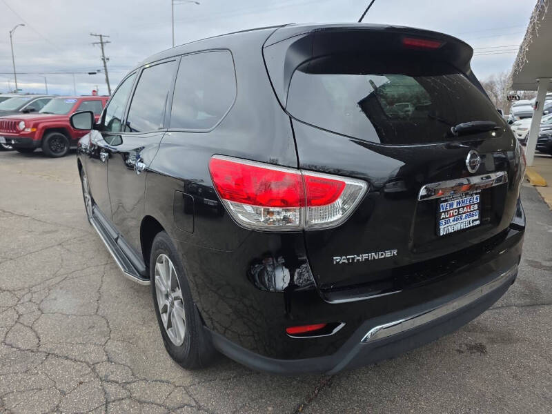 2014 Nissan Pathfinder S