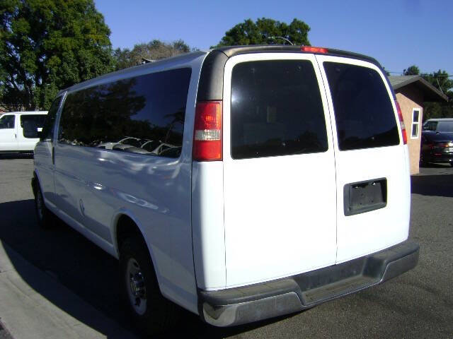 2011 Chevrolet Express LT 3500