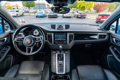 2017 Porsche Macan S