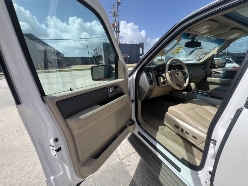 2011 Ford Expedition XLT