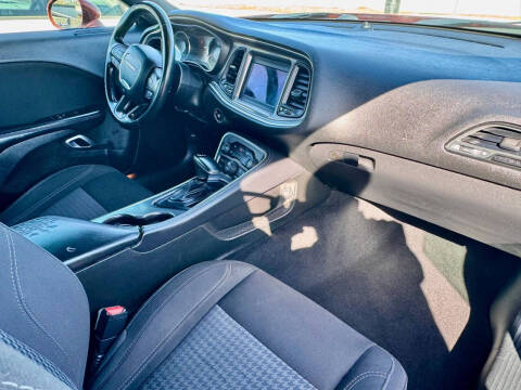 2020 Dodge Challenger SXT