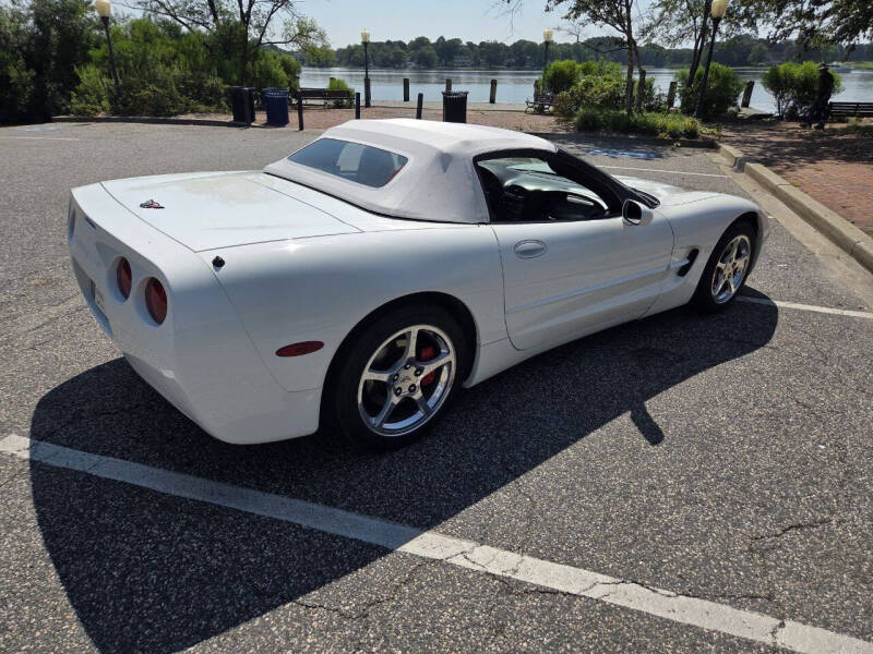 2004 Chevrolet Corvette