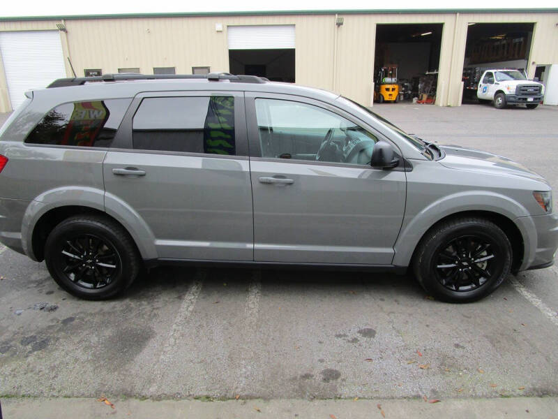 2020 Dodge Journey SE Value