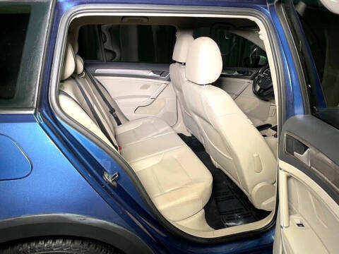 2017 Volkswagen Golf Alltrack