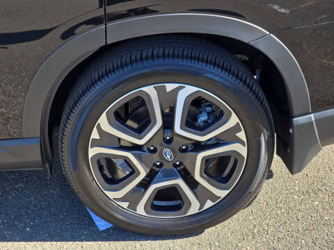 2024 Subaru Ascent Limited 8-Passenger