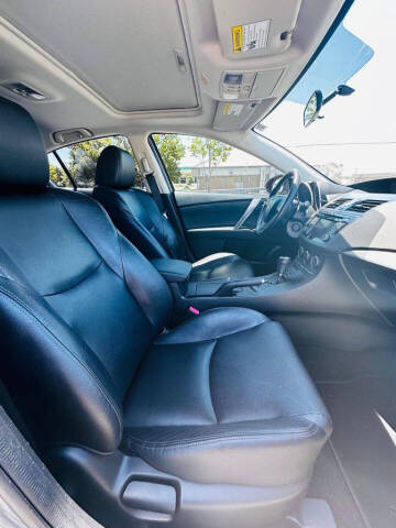 2013 Mazda MAZDA3 i Grand Touring