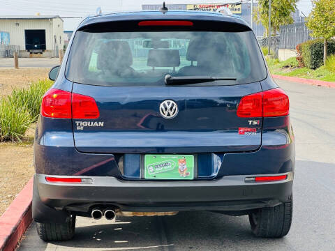 2016 Volkswagen Tiguan 2.0T SE