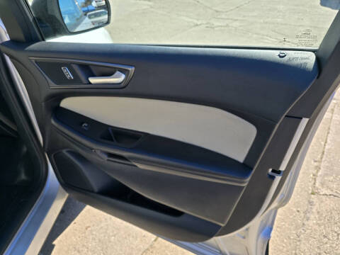 2018 Ford Edge SE