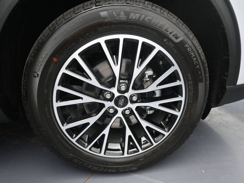 2025 Ford Escape Plug-In Hybrid PHEV