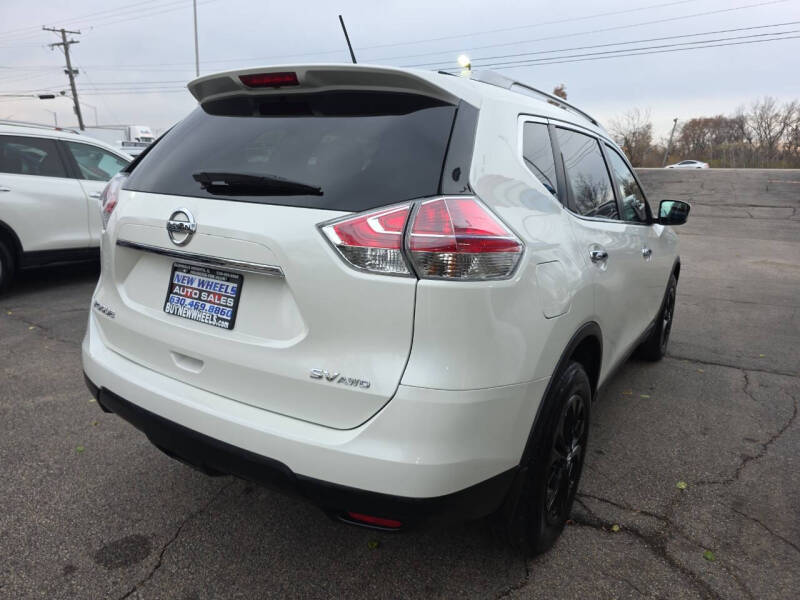 2015 Nissan Rogue SV