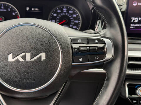 2022 Kia K5