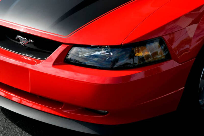 2003 Ford Mustang Mach 1 Premium