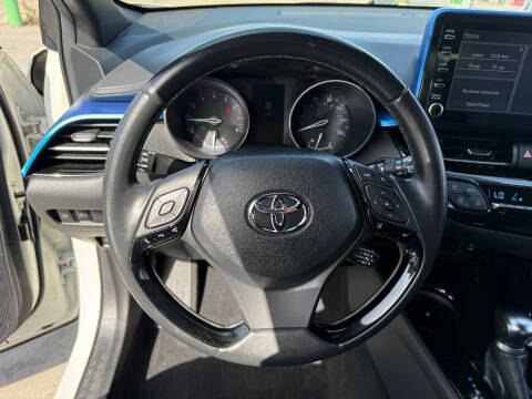 2019 Toyota C-HR XLE