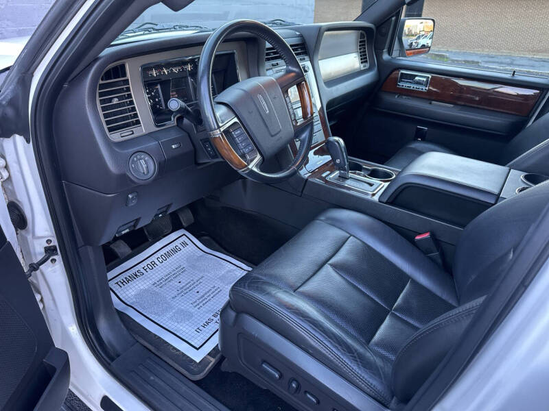 2014 Lincoln Navigator