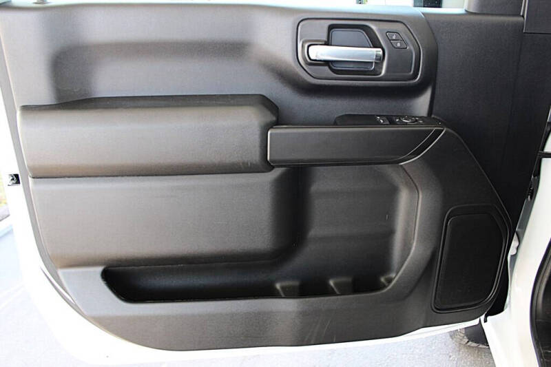 2025 Chevrolet Silverado 3500HD CC