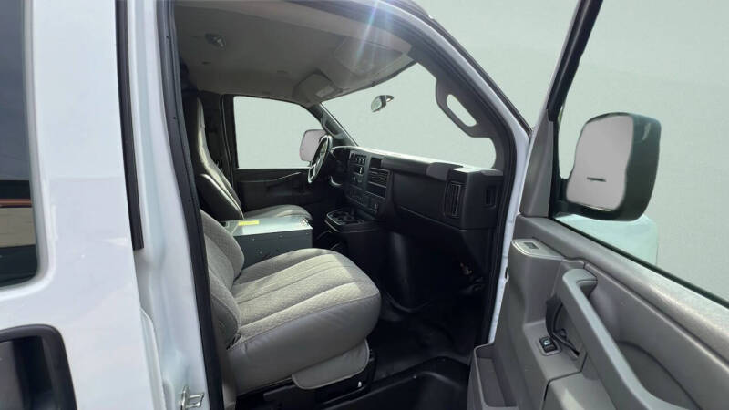 2018 Chevrolet Express 2500