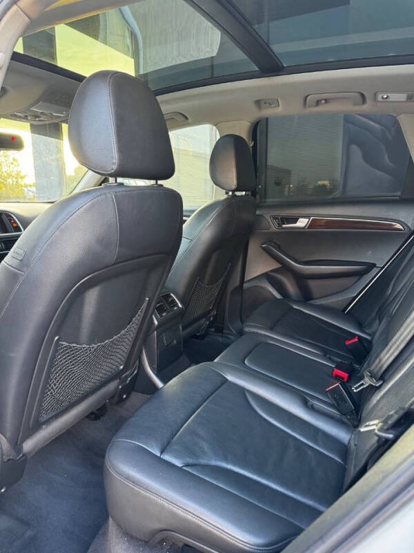 2012 Audi Q5 3.2 quattro Premium Plus