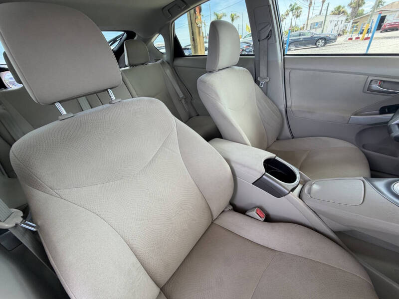 2015 Toyota Prius Three
