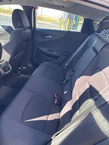 2024 Chevrolet Malibu LT