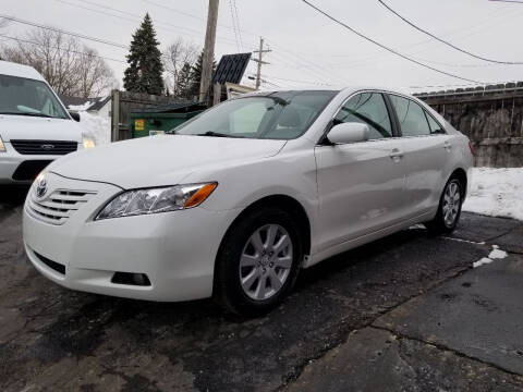 2008 Toyota Camry for sale at DALE'S AUTO INC in Mount Clemens MI