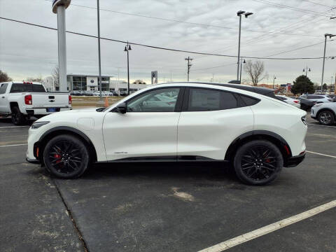 2025 Ford Mustang Mach-E Premium