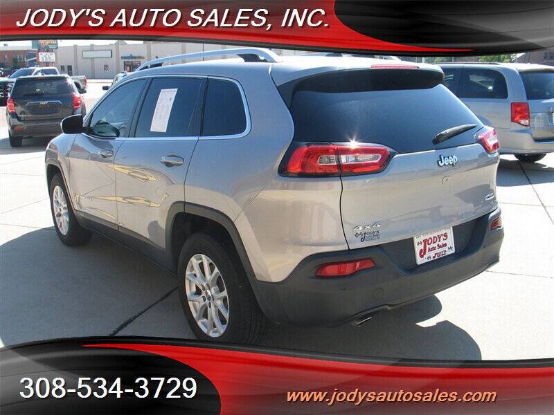 2018 Jeep Cherokee Latitude