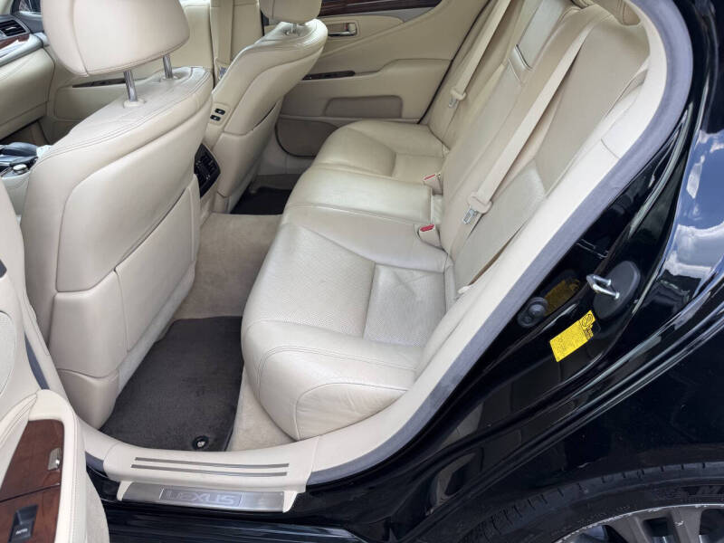2013 Lexus LS 460