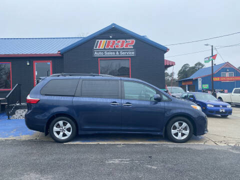 2019 Toyota Sienna for sale at r32 auto sales in Durham NC