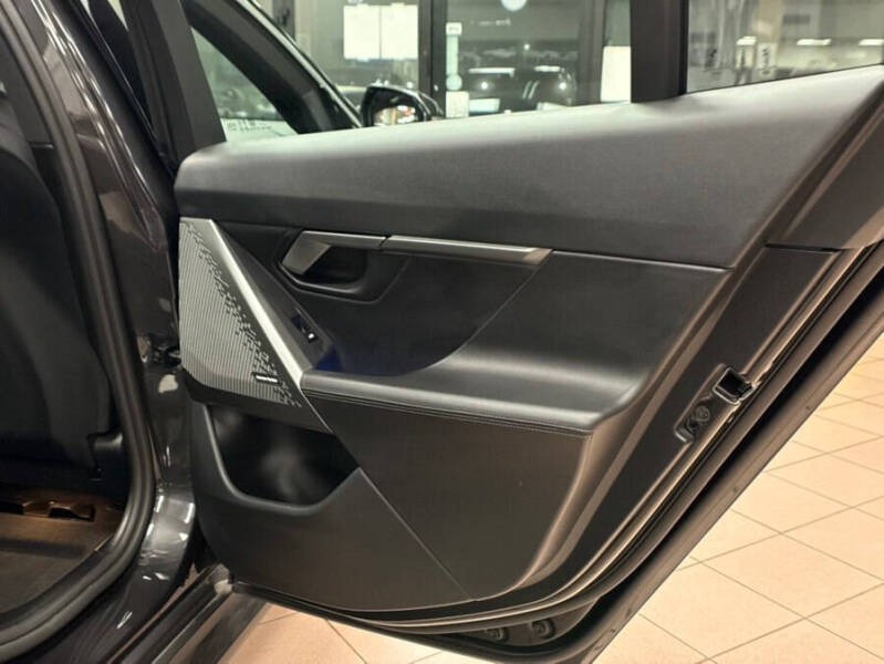 2025 BMW 5 Series 530i xDrive