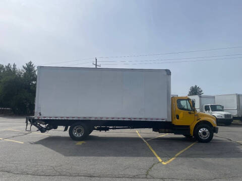 2019 Freightliner M2 106