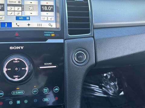 2017 Ford Taurus SHO