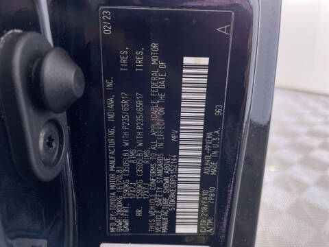 2023 Toyota Sienna LE 8-Passenger