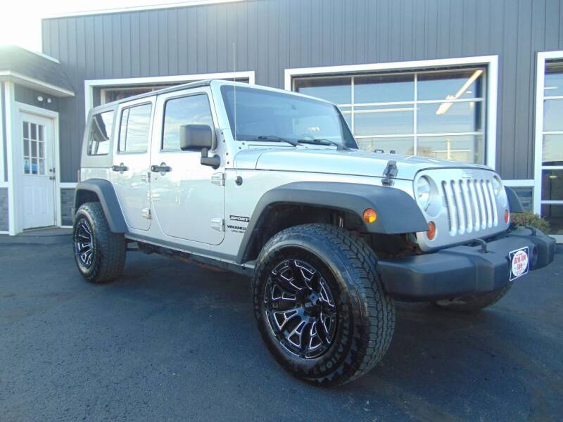 2010 Jeep Wrangler Unlimited for sale at Akron Auto Sales in Akron OH
