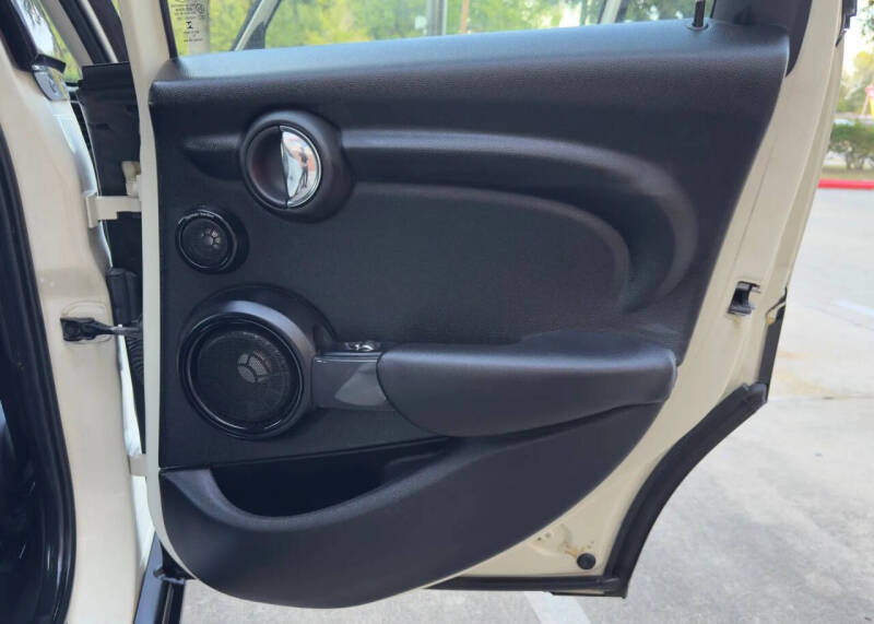 2016 MINI Hardtop 4 Door Cooper