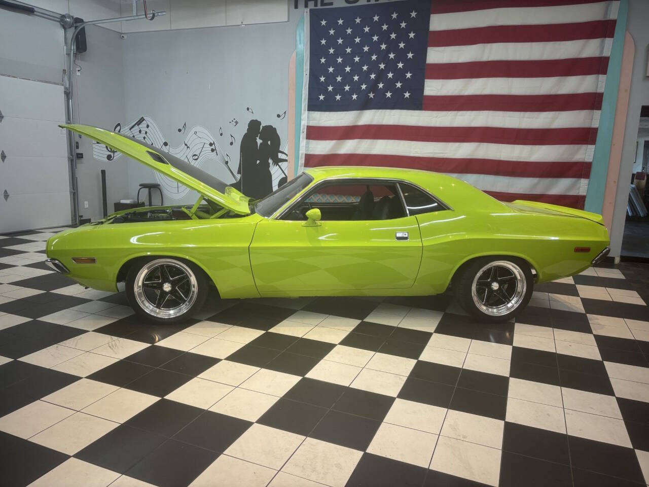 1972 Dodge Challenger 11