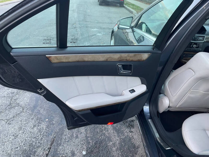 2011 Mercedes-Benz E-Class