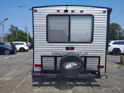 2022 Forest River Grey Wolf