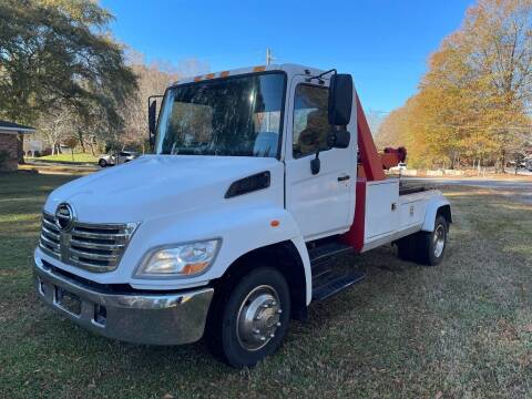 2006 Hino 258 for sale at Deep South Wrecker Sales in Fayetteville GA