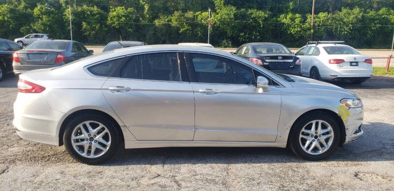 2014 Ford Fusion SE