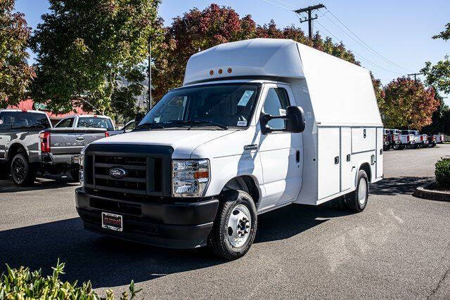 2024 Ford E-Series