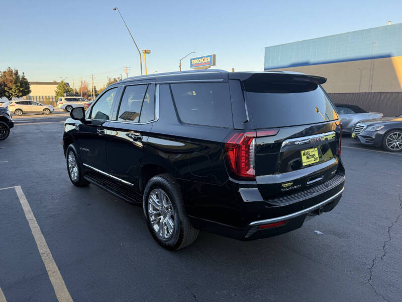 2021 GMC Yukon SLT