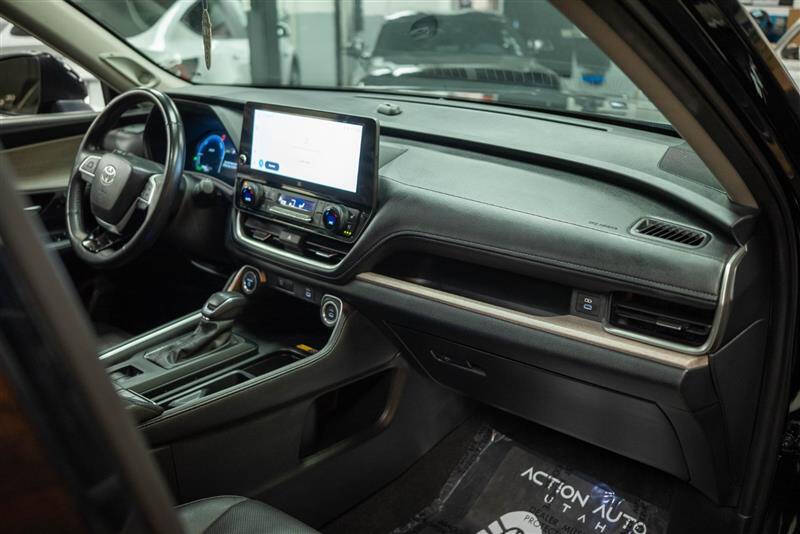 2024 Toyota Grand Highlander Hybrid Limited