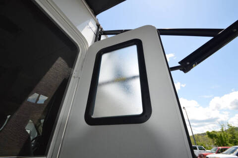 2020 SUNSEEKER BY FORESTER RIVER M 3010DS FORD E450