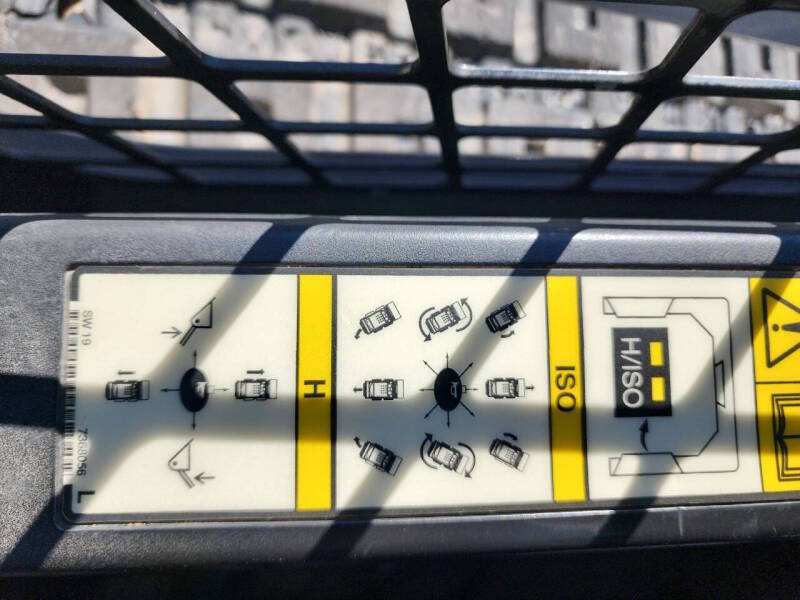 2021 Bobcat T64 R-Series Compact