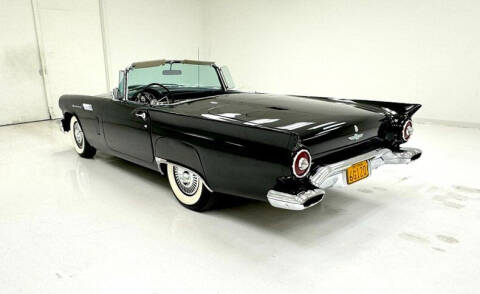 1957 Ford Thunderbird