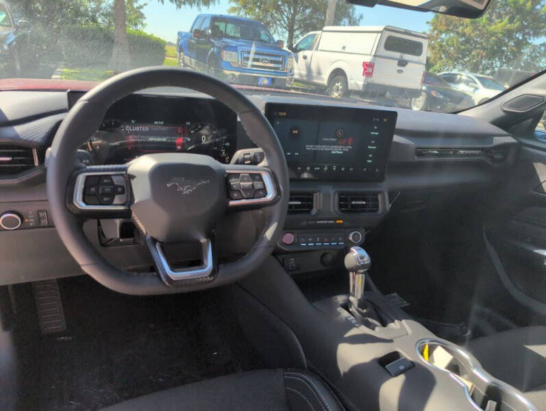 2025 Ford Mustang EcoBoost