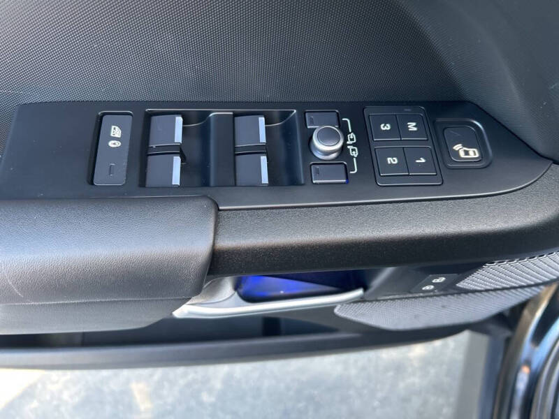 2022 Land Rover Defender