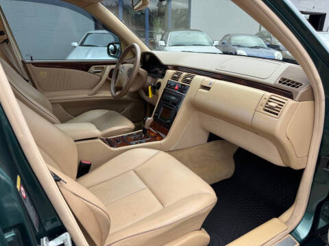 2001 Mercedes-Benz E-Class E 320 4MATIC