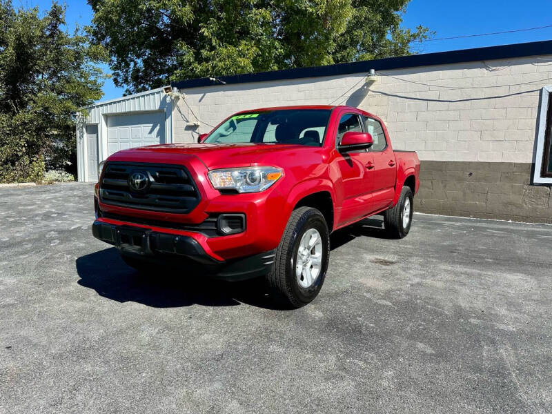 2018 Toyota Tacoma for sale at Mayflower Motor Company in Rome GA