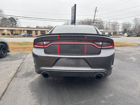 2017 Dodge Charger R/T